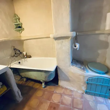 Ferme De La Sarrazine Dom wakacyjny Berrias-et-Casteljau