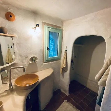 Ferme De La Sarrazine Berrias-et-Casteljau